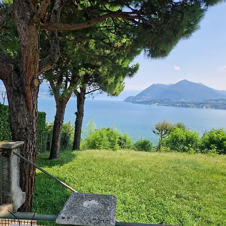 Appartamento Rifugio Del - Con Cortile Interno Stresa